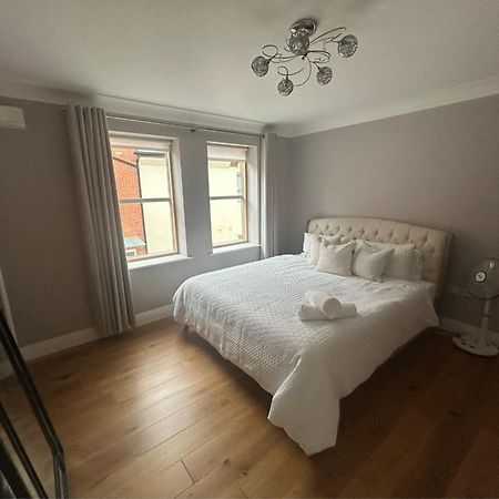 Royal Windsor Super King Ensuite - Free Parking 외부 사진